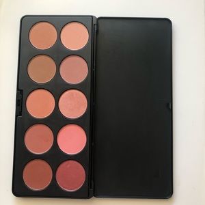 BH cosmetics Classic Blush